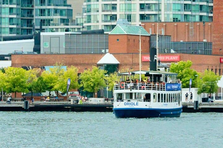 Private Toronto City Tour with CN Tower, Waterfront Cruise & St. Lawrence Market photo 3