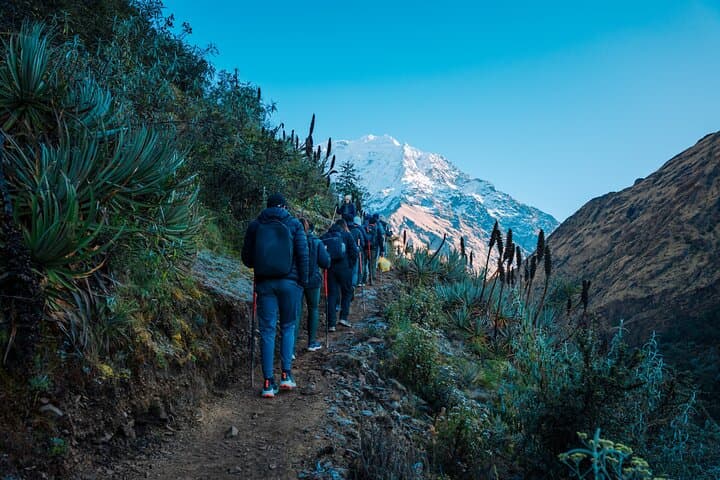 Humantay Lake Day Hike from Cusco: High-Altitude Views of the Apu Humantay photo 3