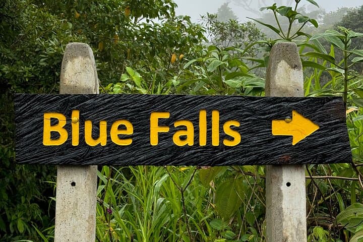 Blue Falls Hidden Waterfall Escape: Private All‑Inclusive Tour from San José photo 4