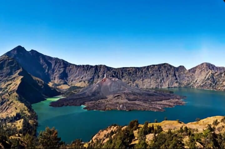 One-Day Rinjani Trek to Senaru Crater Rim: Day Hike Guide photo 2