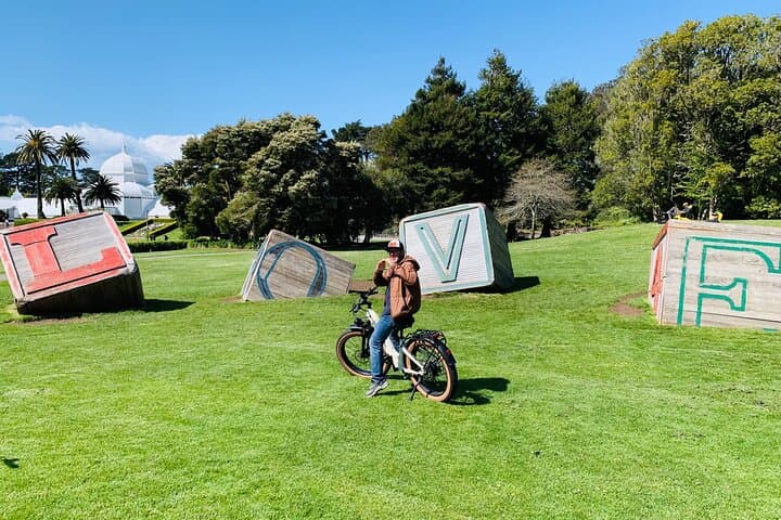 San Francisco Guided E‑Bike Tour: Haight‑Ashbury, Golden Gate Park & Ocean Beach photo 4