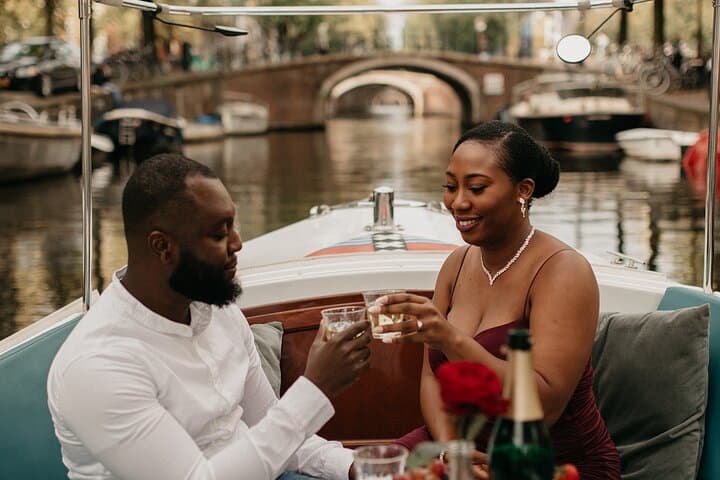 Private Canal Proposal Cruise in Amsterdam — Bubbles, Roses & Iconic Bridges photo 5