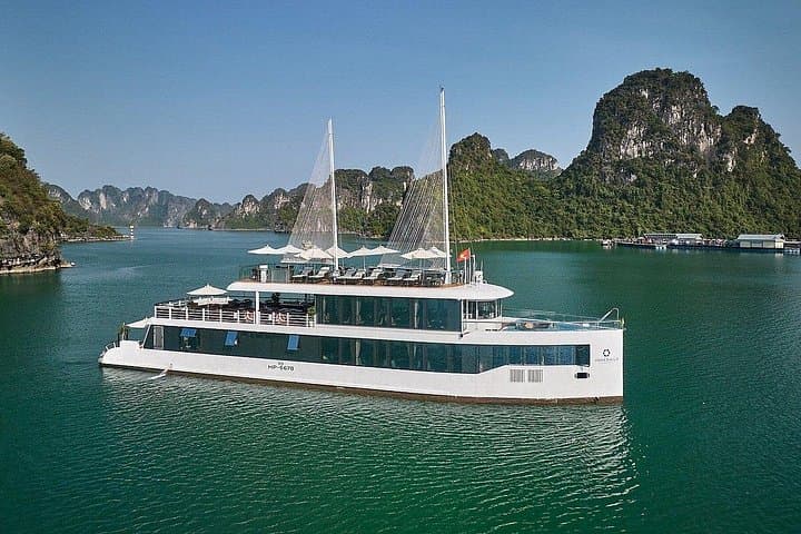 Top VIP Halong & Lan Ha Bay One-Day Luxury Cruise from Hanoi — Luxury Day Trip photo 1