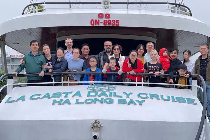 La Casta Daily Cruise: One-Day Halong Bay Explorer with Jacuzzi, Kayaking & Sung Sot Cave photo 2