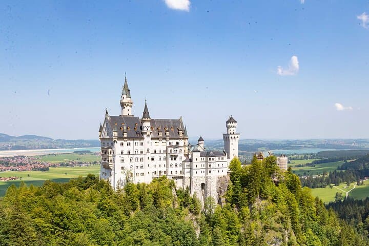 VIP Neuschwanstein & Linderhof Castle Day Tour from Munich — Skip-the-Line