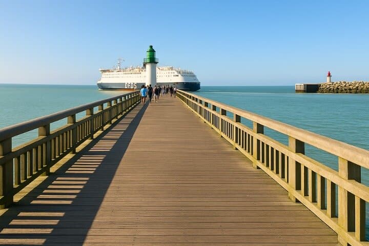 Calais Self-Guided Walking Tour with Offline App photo 6