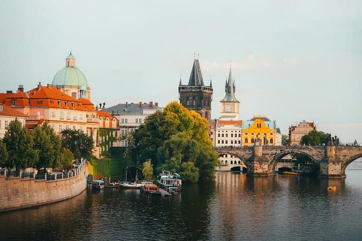 Private 3-Hour Prague Walking Tour — Old Town, Charles Bridge & Custom Routes photo 4