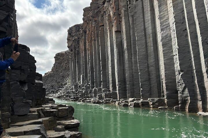 Studlagil Canyon Private Tour: Explore Iceland’s Basalt Gorge and Turquoise River