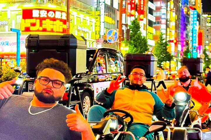 Go-Kart Through Tokyo: Shibuya & Shinjuku Street Drive photo 3