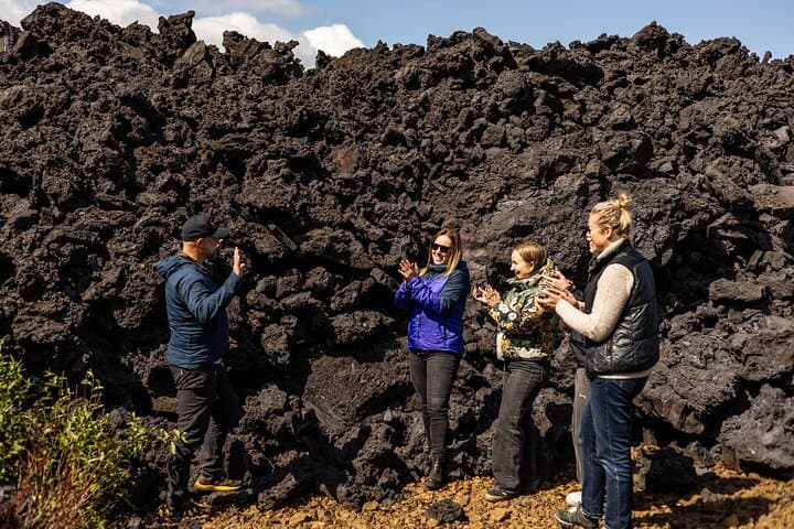 Super Jeep Volcano Shuttle to Iceland's New Lava Fields photo 6