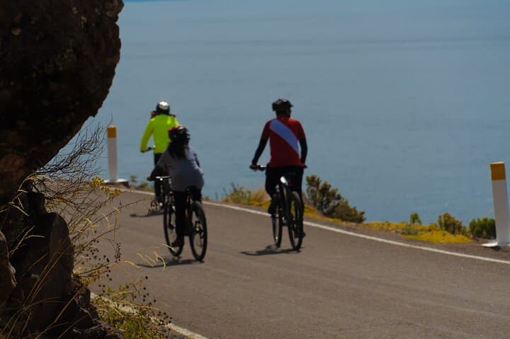 Capachica Peninsula Scenic Bike Ride on Lake Titicaca from Puno photo 3