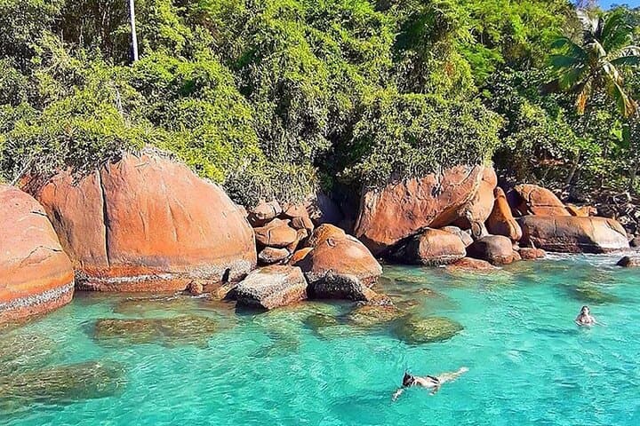 Speedboat to Angra’s Botinas & Gipóia: 5-Hour Day Trip from Paraty