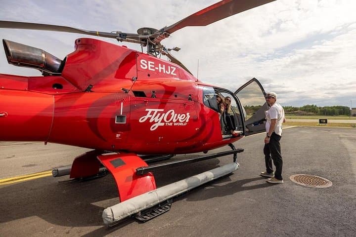 Stockholm Helicopter Tour: 30-Minute Private Flight to Vaxholm Castle photo 2