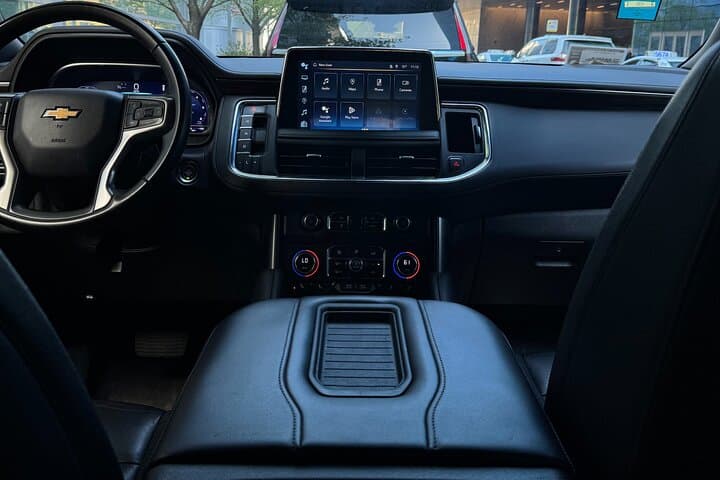 Private SUV Airport Transfer to Chicago from O'Hare & Midway photo 3