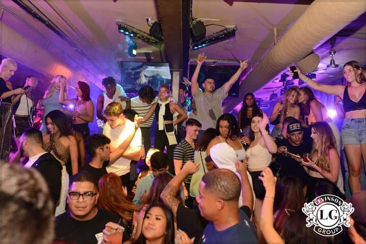 Gaslamp Experience: 10-Club Party Pass for San Diego Nightlife