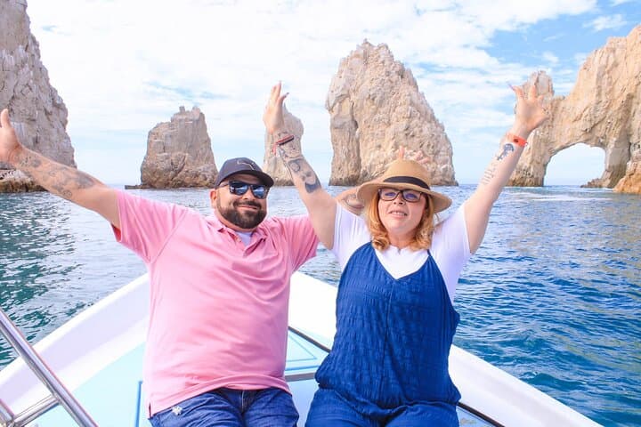 Glass Bottom Boat to El Arco: Cabo San Lucas Arch & Sea Lion Colony Tour photo 5