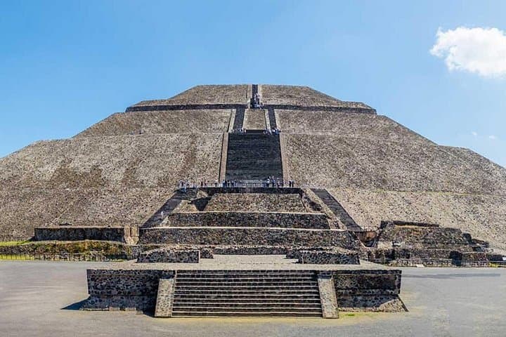 Teotihuacán Day Tour from Puebla: Pyramids, Avenues & Local Flavors photo 3