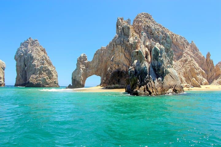 Cruise to El Arco: Glass-Bottom Boat & Cabo San Lucas Sightseeing Tour photo 4