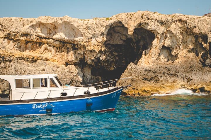 Syracuse Plemmirio Boat Excursion with Barbecue and Snorkeling photo 4