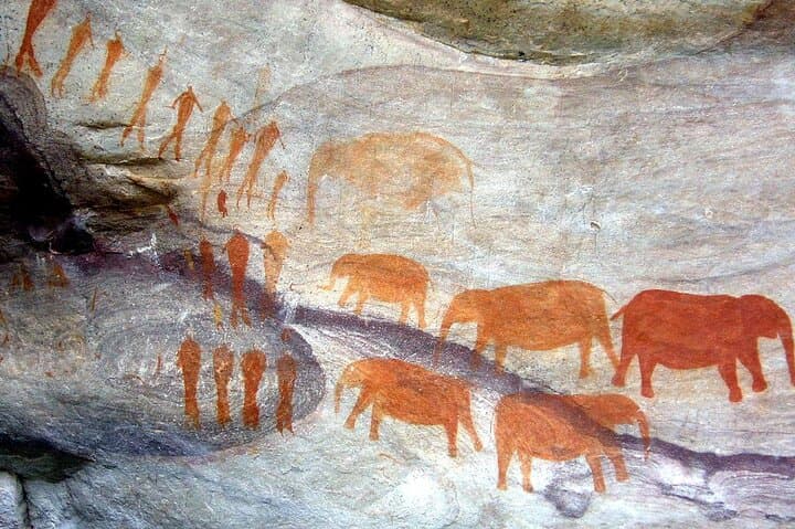 Day Trip to Giants Castle San Rock Art and Mandela Capture Site from Durban