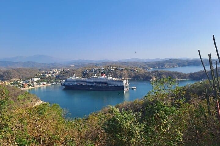 Huatulco Viewpoints and Snorkeling at Playa La Entrega photo 4