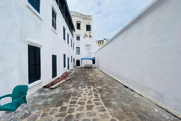 Accra to Elmina and Cape Coast Day Tour: Kakum Canopy Walk, Elmina & Cape Coast Castles photo 2
