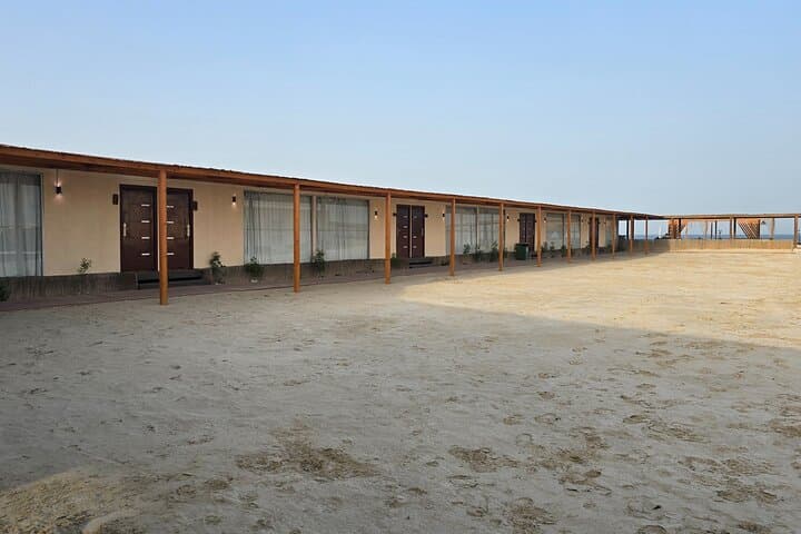 Overnight Beachside Desert Safari at Sealine & Khor Al Adaid — Camp, Dune Bash & Stargaze photo 5