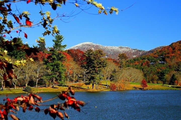 Asheville Sightseeing and Party Tour: Breweries, Art Deco, and Mountain Views in Two Hours
