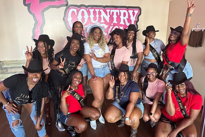 Nashville Line Dance Lesson: Country Fusion Beginner Class in Music City photo 2