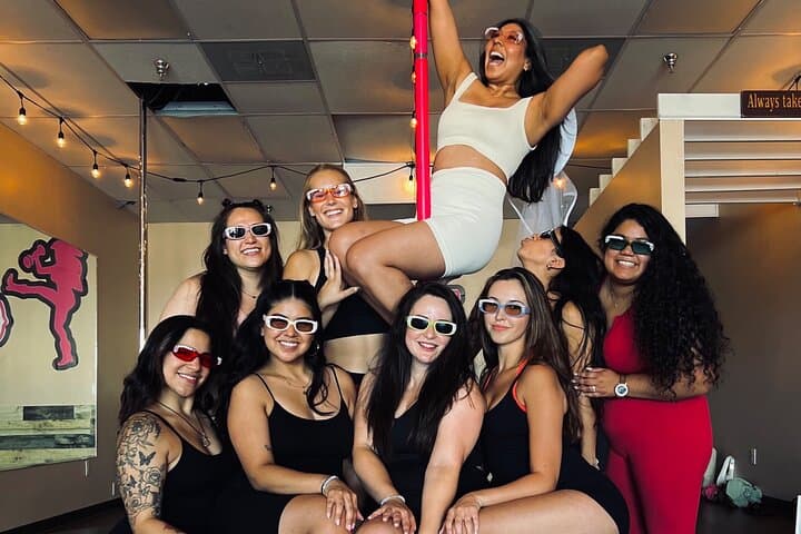Beginner Pole Dance Class in Nashville — 1-Hour Workshop Near Opryland