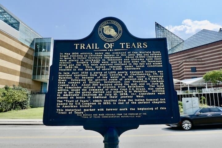 Chattanooga Blues to Bridges: Self-Guided Downtown Walking Tour photo 2