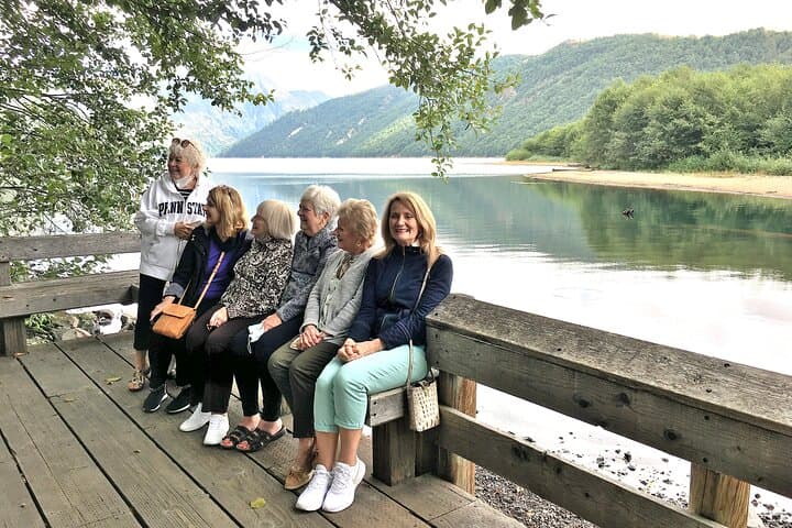 Private Mount St. Helens Volcano Tour from Portland — Blast Zone, Photo Stops & Science Center photo 5