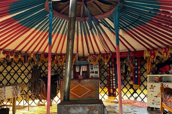 4-Day Nomadic Life Experience in Northern Mongolia: Ger Homestay, Horseback Riding & Steppe Journeys photo 6