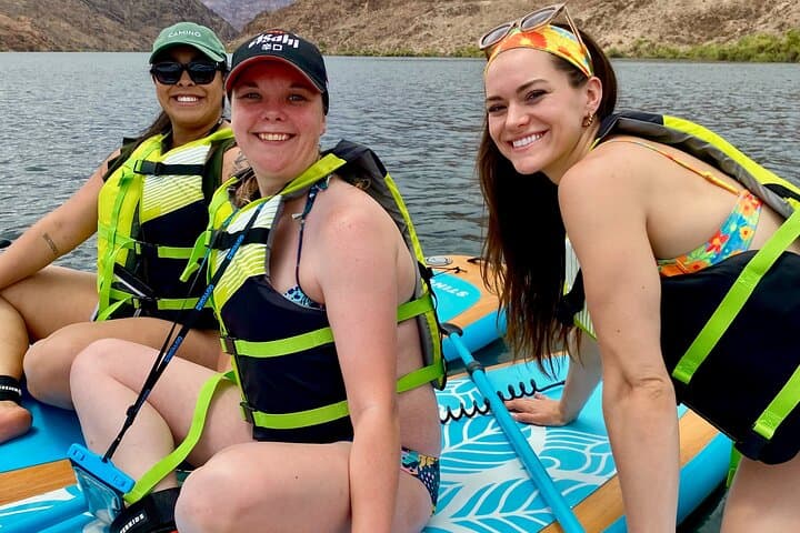 Lake Mead Paddle Board Rental: Direct Beach Access & Flexible Start Times photo 5