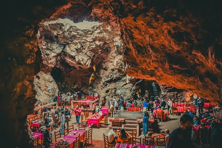 Hot Air Balloon over Teotihuacán: Cave Breakfast, Artisan Visit & Pyramid Time from CDMX photo 3