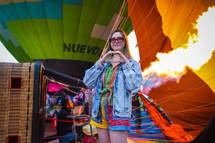 Hot Air Balloon over Teotihuacán: Cave Breakfast, Artisan Visit & Pyramid Time from CDMX photo 2