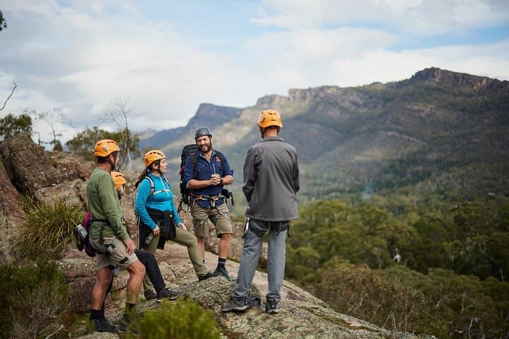 Grampians Beginner Climb & Abseil: 3-Hour Rock Adventure in Gariwerd