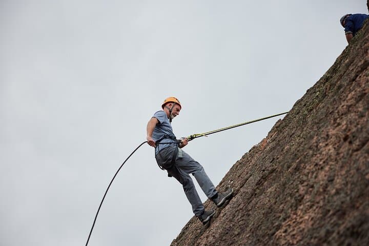Grampians Beginner Climb & Abseil: 3-Hour Rock Adventure in Gariwerd photo 6
