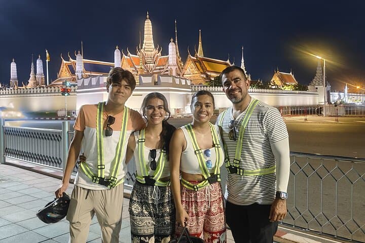 Bangkok Night E-Scooter Tour: Temples, River Rides & 24-Hour Flower Market photo 4