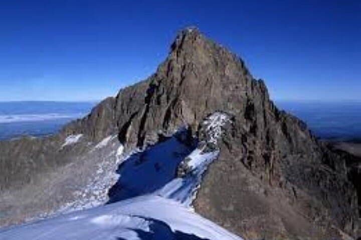 4-Day Mount Kenya Climb to Point Lenana — Summit, Glaciers & Wildlife