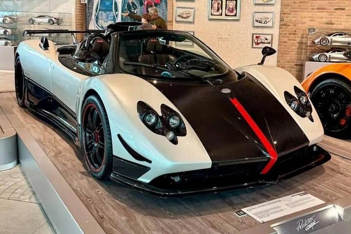 Motor Valley Immersion: Lamborghini, Pagani & Ducati Factory Tour from Bologna photo 2