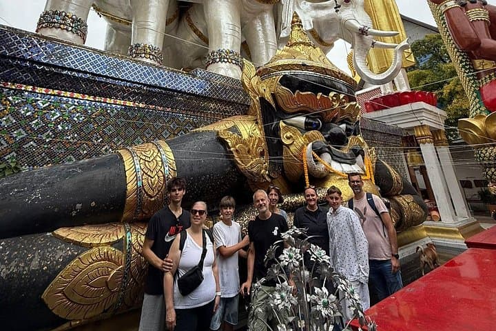 Half-Day Bangkok Cycling and Canal-Boat Tour with Authentic Thai Lunch photo 4