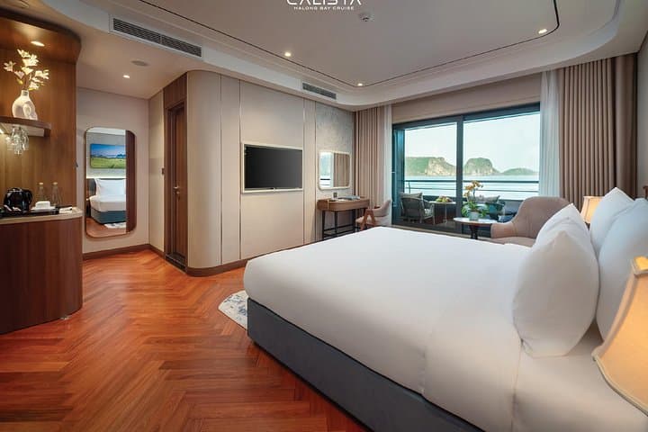 Calista 6-Star Ha Long Bay Cruise — 2D1N Sung Sot Cave, Titop Island & Kayaking photo 2