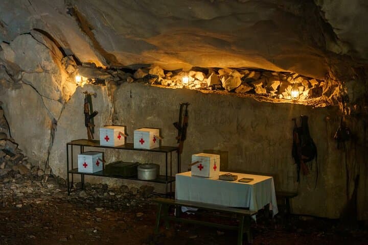 Boat Ride to Phong Nha Cave & Command Cave: Vietnam River Tour with Wartime History