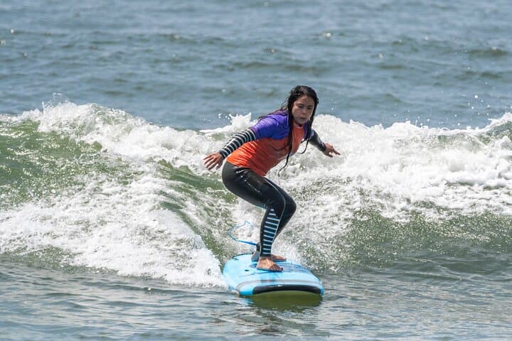 Waves for Women: Paramos Beach Surf Session Near Porto photo 5