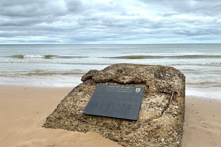 Exploring the Heroic History of Omaha Beach photo 5