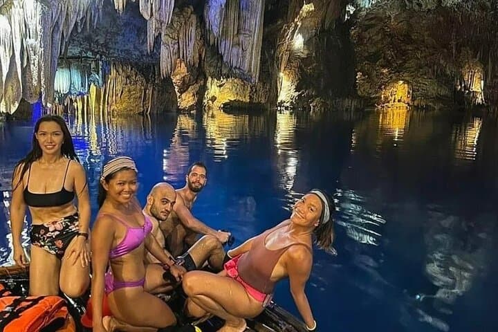 Private Coron Pukaway Cave & Twin Lagoon Tour with Beach Lunch photo 3