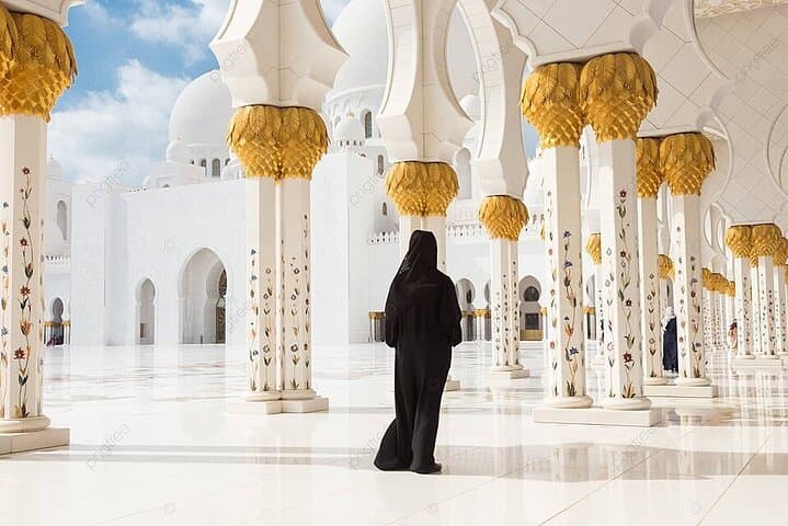 Abu Dhabi Top 15 Highlights Private Full-Day Tour with Transfers photo 3