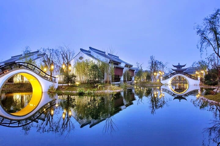 West Lake to Tea Fields: Private 1-Day Hangzhou Tour photo 5