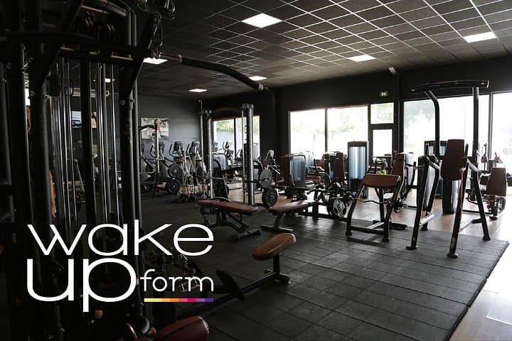 Saint-Remy-de-Provence 550m² Fitness Club — Gym, Group Classes & Showers photo 3